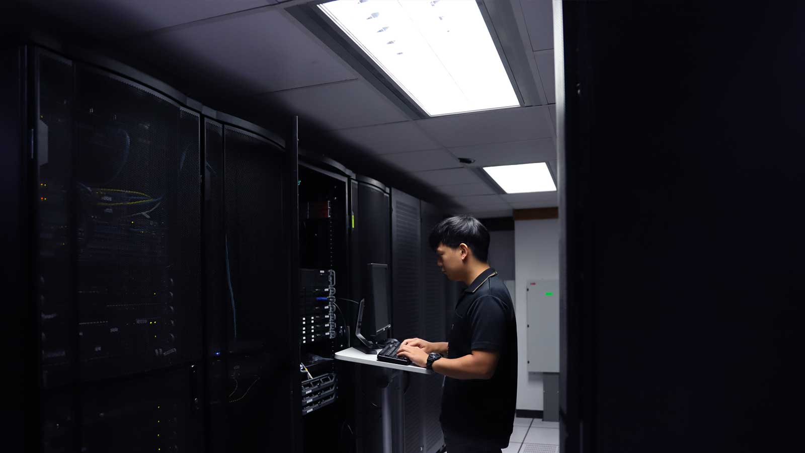 บริการ colocation(colo) มีผู้ดูแลตลอดเวลา